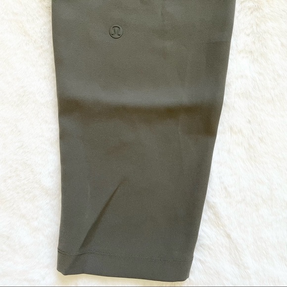 LULULEMON ON THE MOVE STRETCH HIGH RISE PANT Size 2 Minimalist Contemporary - Picture 6 of 11
